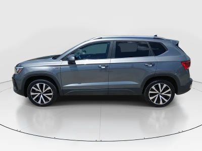 2024 Volkswagen Taos - Photo 4