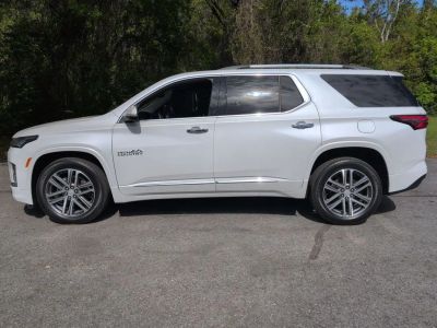 2023 Chevrolet Traverse - Photo 2