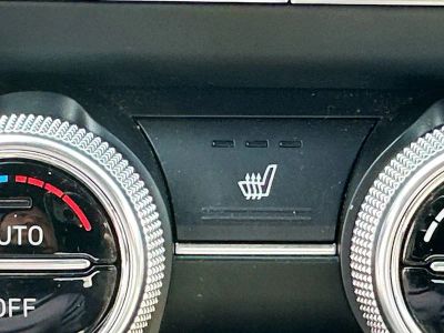 2023 Genesis G70 — photo 20 view