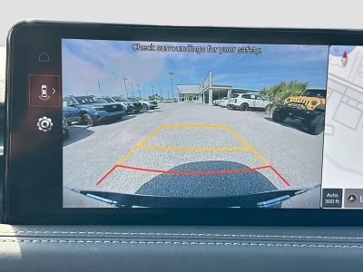 2023 Genesis G70 — photo 14 view