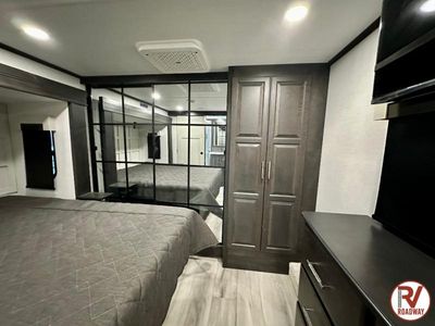 2025 Keystone RV Alpine - Photo 34