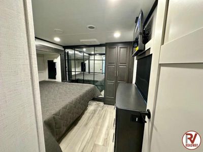 2025 Keystone RV Alpine - Photo 32