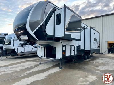 2025 Keystone RV Alpine - Photo 7