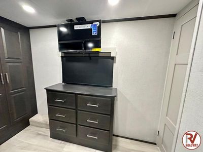 2025 Keystone RV Alpine - Photo 35