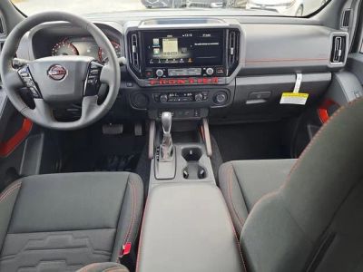 2026 Nissan Frontier — photo 12 view