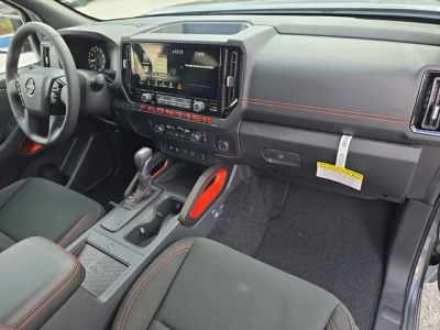 2026 Nissan Frontier — photo 11 view