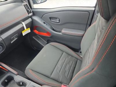 2026 Nissan Frontier — photo 15 view