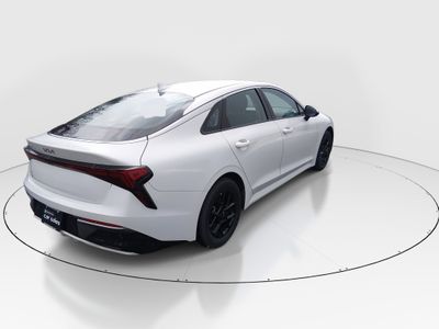 2025 Kia K5 - Photo 7