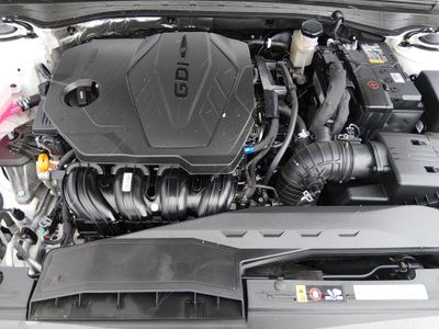 2025 Kia K5 - Photo 9
