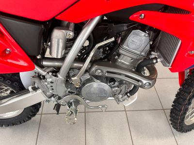 2026 Honda CRF150R - Photo 6