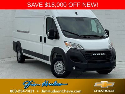 2025 RAM ProMaster 3500 High Roof 159 WB in Bright White Clearcoat — front three-quarter view