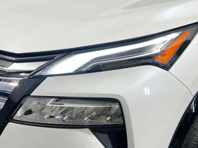 2024 Nissan Rogue — photo 9 view