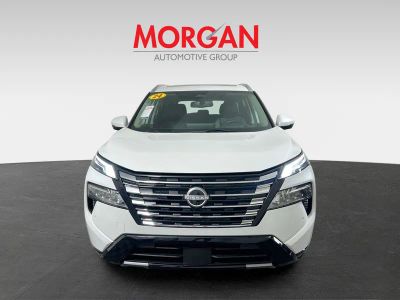 2024 Nissan Rogue — photo 8 view