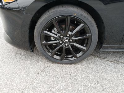 2025 Mazda Mazda3 Hatchback - Photo 10