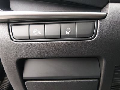 2025 Mazda Mazda3 Hatchback - Photo 13