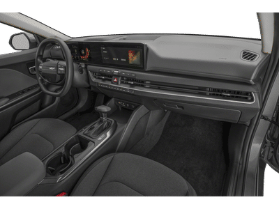 2025 Kia K4 - Photo 16