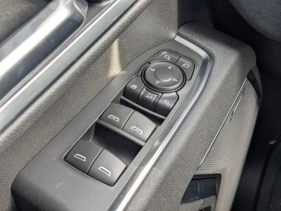 2026 Chevrolet Silverado 2500HD — photo 21 view