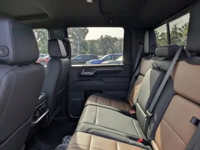 2026 Chevrolet Silverado 2500HD — photo 14 view