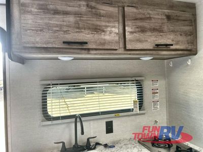 2025 Gulf Stream RV Enlighten — photo 10 view