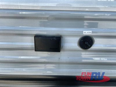2025 Gulf Stream RV Enlighten — photo 25 view