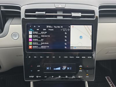 2022 Hyundai Tucson Hybrid - Photo 11