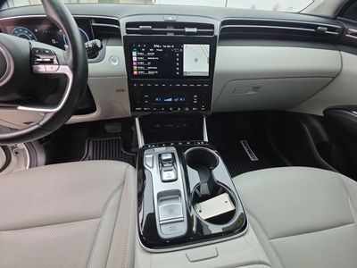 2022 Hyundai Tucson Hybrid - Photo 13