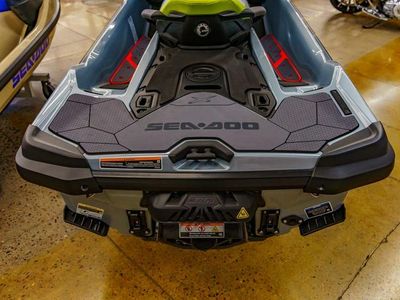 2026 Sea-Doo RXT-X 325 Ice Metal / Manta Green - Photo 3