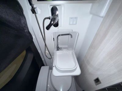 2025 Thor Motor Coach SANCTUARY — photo 13 view