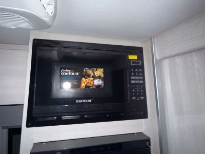2025 Thor Motor Coach SANCTUARY — photo 10 view
