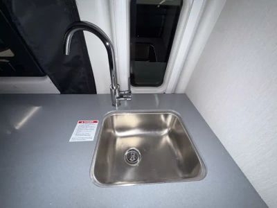 2025 Thor Motor Coach SANCTUARY — photo 9 view