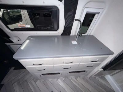 2025 Thor Motor Coach SANCTUARY — photo 8 view