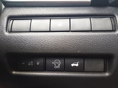 2024 Nissan Rogue — photo 13 view