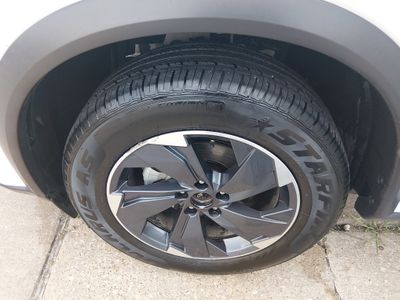 2024 Nissan Rogue — photo 10 view