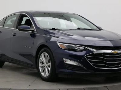 2022 Chevrolet Malibu — rear three-quarter view