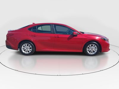 2025 Toyota Camry — photo 8 view