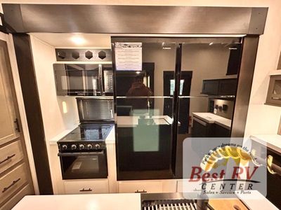 2026 Forest River RV Cherokee Arctic Wolf - Photo 37