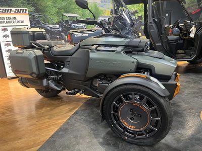 2025 Can-Am Canyon Redrock - Photo 4