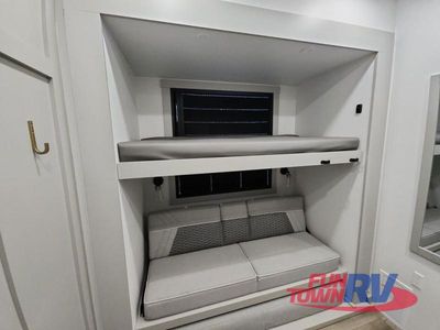 2025 Brinkley Model Z - Photo 31