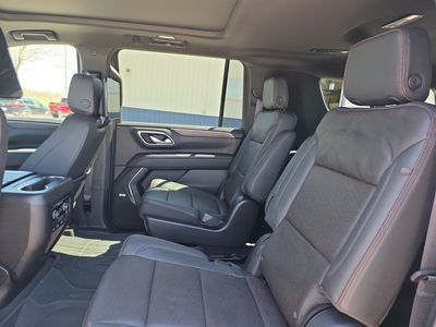 2024 Chevrolet Suburban — photo 18 view
