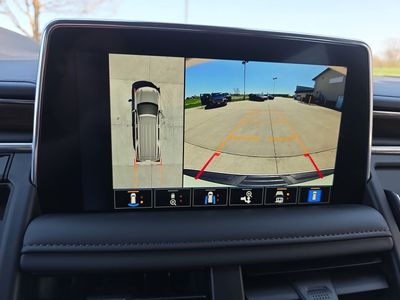 2024 Chevrolet Suburban — photo 25 view