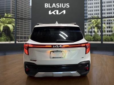 2024 Kia Seltos — interior view