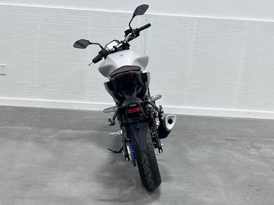 2025 Yamaha MT-03 - Photo 10