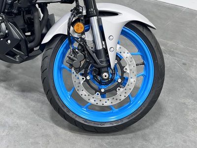 2025 Yamaha MT-03 - Photo 15