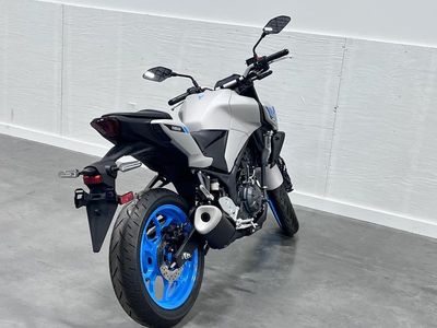 2025 Yamaha MT-03 - Photo 7