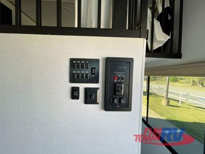 2025 Forest River RV Wildwood Grand Lodge - Photo 29