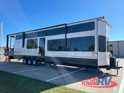 2025 Forest River RV Wildwood Grand Lodge - Photo 1