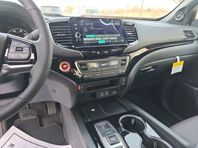 2026 Honda Ridgeline — photo 13 view