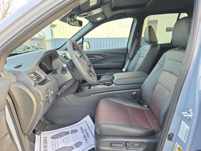 2026 Honda Ridgeline — photo 9 view