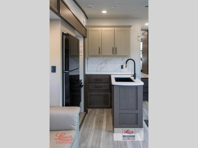 2026 Cougar Half-Ton 27SGS - Photo 17