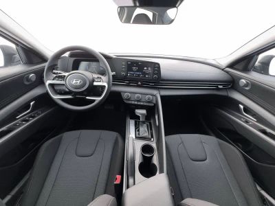 2026 Hyundai Elantra - Photo 30